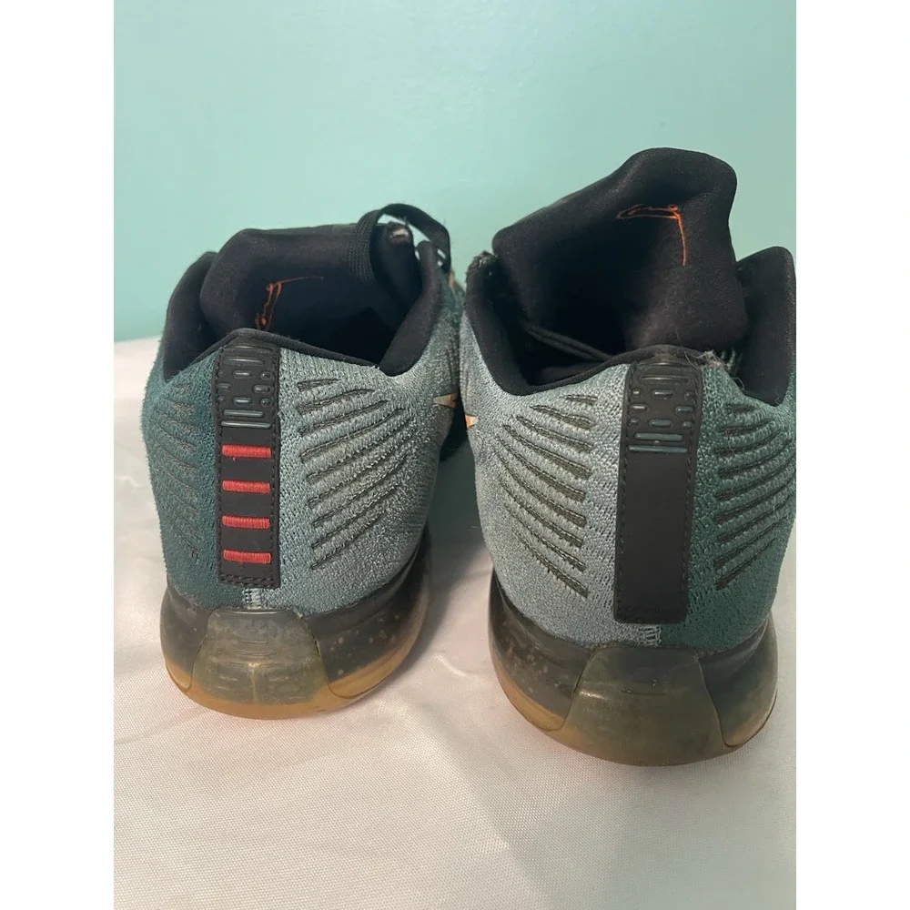 Kobe 10 Drill Sargent 747212-303‎ - Size 14
